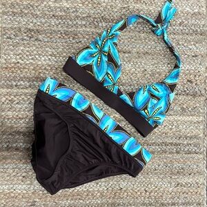 VENUS bikini